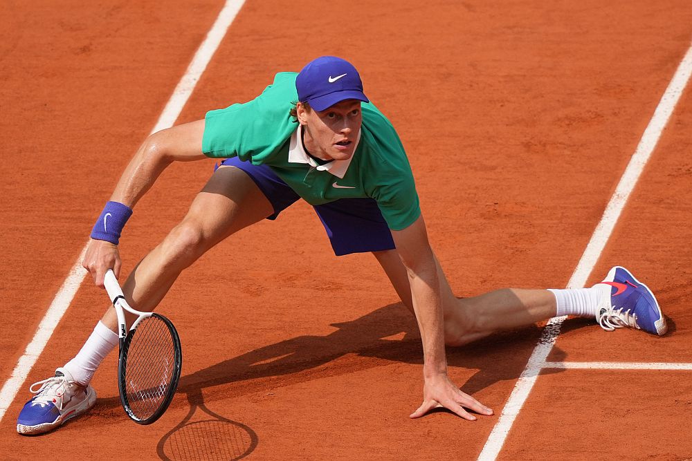 Roland Garros 2026: la lista degli iscritti vede nove italiani al via, con Jannik Sinner come testa di serie numero uno.
